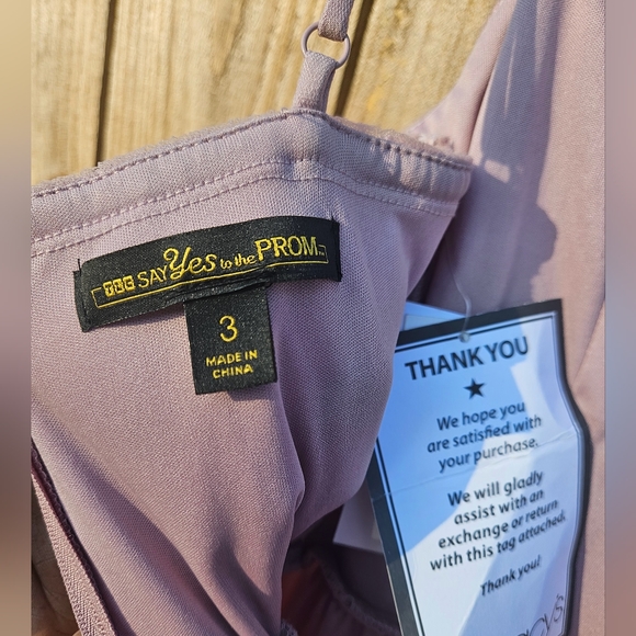 Say Yes To The Prom NWT - Picture 8 of 16